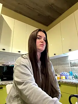 Karolina llove online show from November 11, 6:41 am