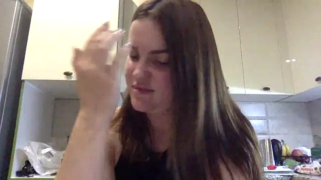 Karolina llove online show from September 30, 8:04 pm