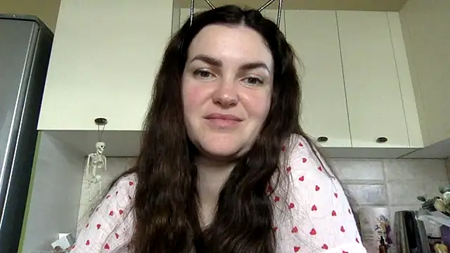 Karolina llove online show from October 12, 8:48 am