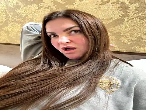 Karolina llove online show from November 25, 11:21 am