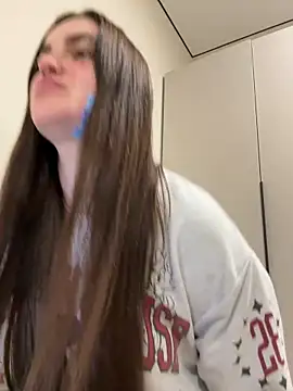 Karolina llove online show from November 30, 10:27 am