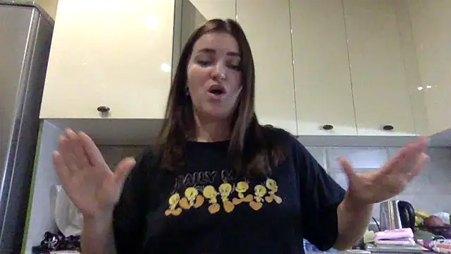 Karolina llove online show from September 28, 8:27 pm