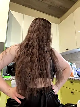 Karolina llove online show from October 19, 8:17 am