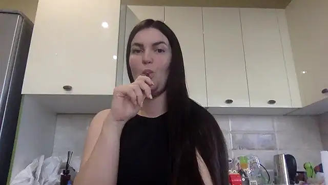 Karolina llove online show from October 3, 1:23 pm