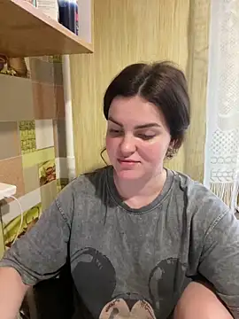 Karolina llove online show from March 15, 2:55 pm