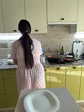 Karolina llove online show from October 4, 10:17 am