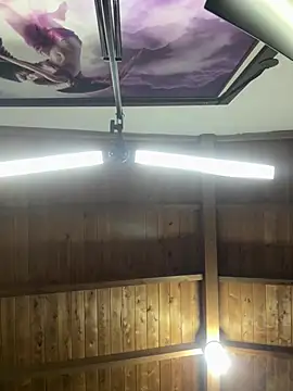 Snapshot of Rhaegal_hot chatting on February 24, 12:09 am Rhaegal hot online show from February 24, 12:09 am