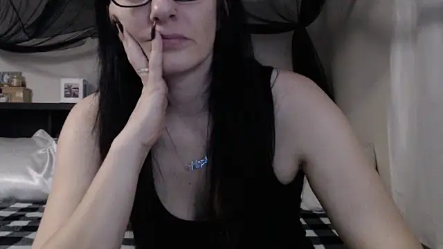 CrystalLakeXO online show from July 27, 5:36 am