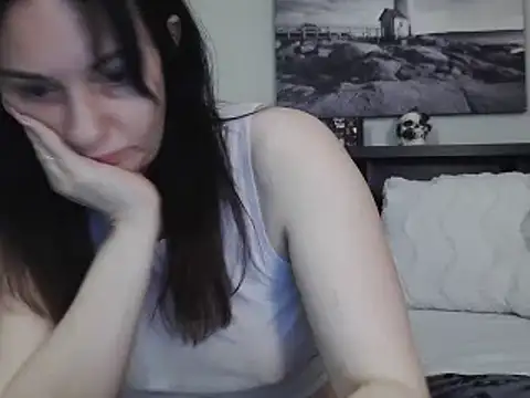 Snapshot of CrystalLakeXO chatting on February 23, 10:28 am CrystalLakeXO online show from February 23, 10:28 am