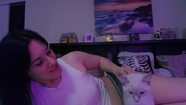 CrystalLakeXO online show from December 15, 5:24 am