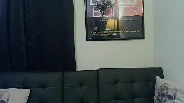 CrystalLakeXO online show from February 15, 11:47 pm