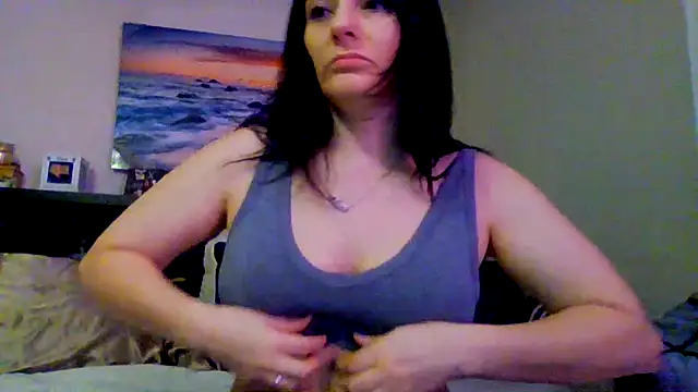 CrystalLakeXO online show from November 22, 6:01 am