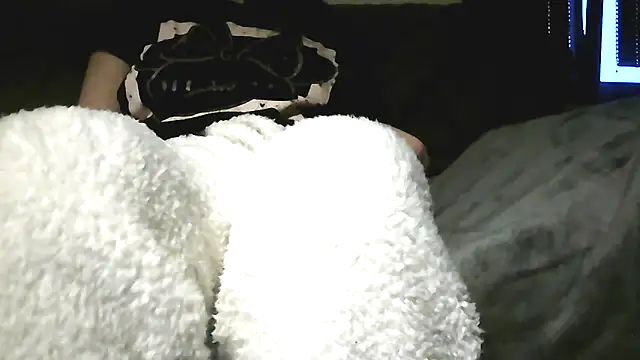 Everydayonli online show from February 5, 3:52 pm