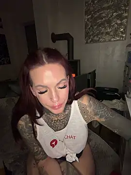 AileenInkOfficial online show from April 2, 7:42 pm