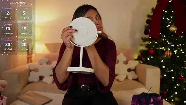 SaraParisi online show from November 17, 1:09 am