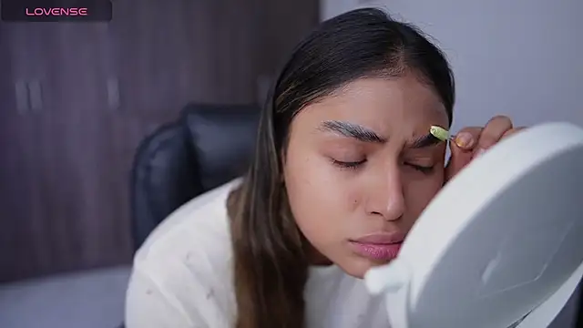 SaraParisi online show from March 25, 7:24 pm