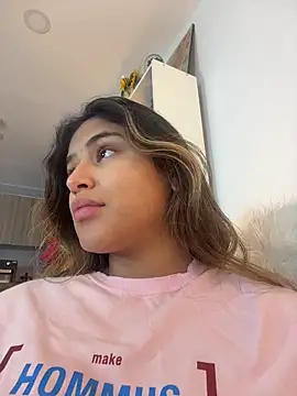 SaraParisi online show from March 1, 11:49 pm