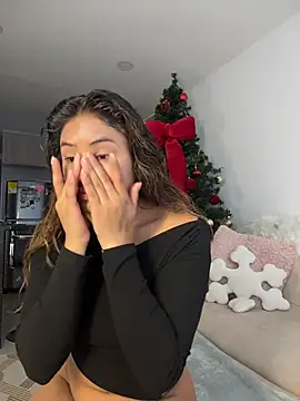 SaraParisi online show from December 2, 10:22 pm