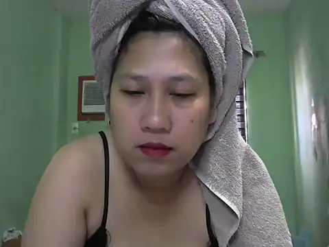 sweetsexysmile online show from April 7, 1:51 am