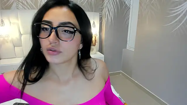 Lesly sexy4u online show from February 5, 4:08 am