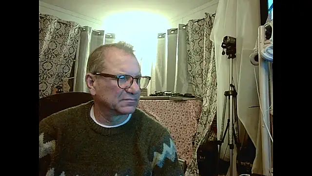 Snapshot of coryassman chatting on April 26, 10:23 am coryassman online show from April 26, 10:23 am