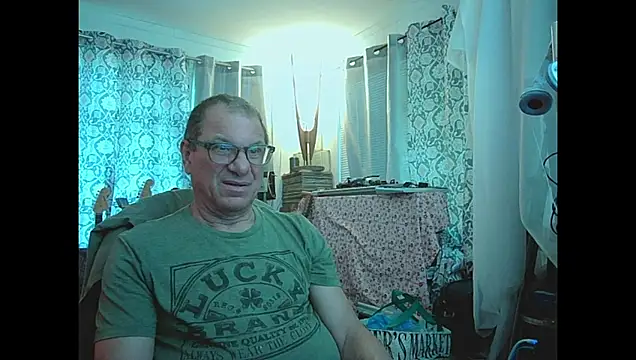 Snapshot of coryassman chatting on June 4, 8:35 pm coryassman online show from June 4, 8:35 pm
