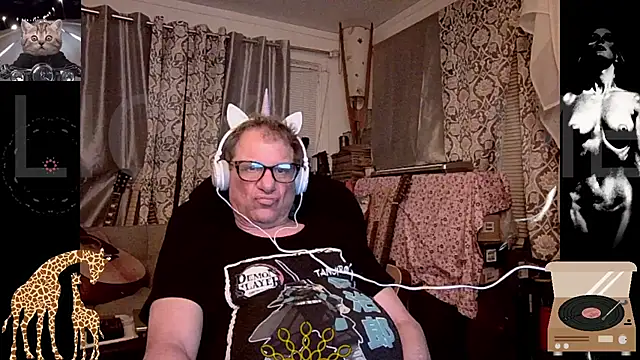 Snapshot of coryassman chatting on March 1, 6:57 am coryassman online show from March 1, 6:57 am