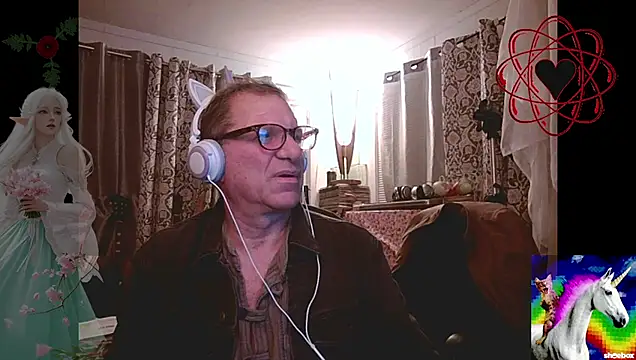 Snapshot of coryassman chatting on October 18, 7:10 am coryassman online show from October 18, 7:10 am
