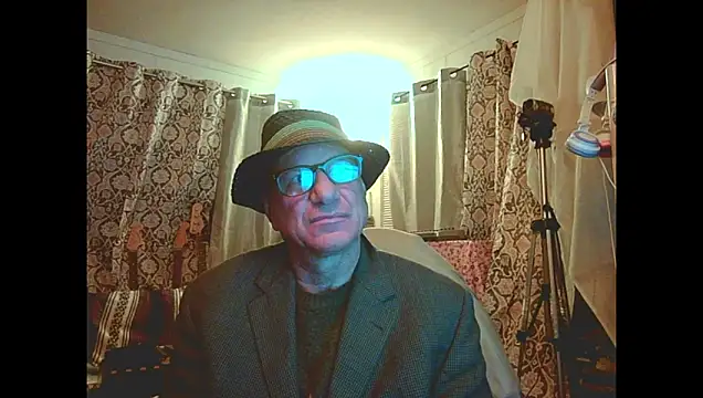 coryassman online show from February 25, 12:27 pm