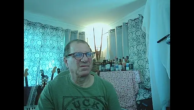 Snapshot of coryassman chatting on June 19, 6:47 pm coryassman online show from June 19, 6:47 pm
