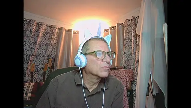 coryassman online show from March 6, 11:27 am