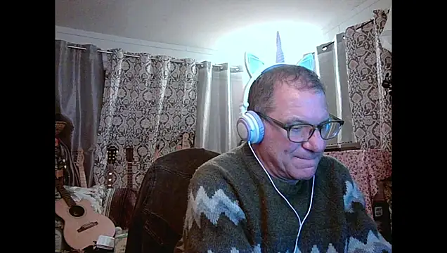 coryassman online show from February 12, 10:15 am