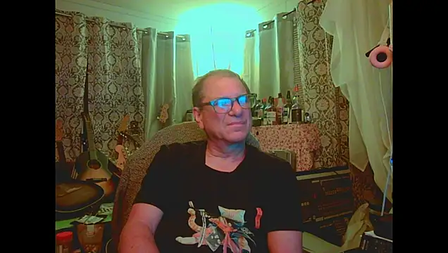 Snapshot of coryassman chatting on July 1, 10:37 am coryassman online show from July 1, 10:37 am