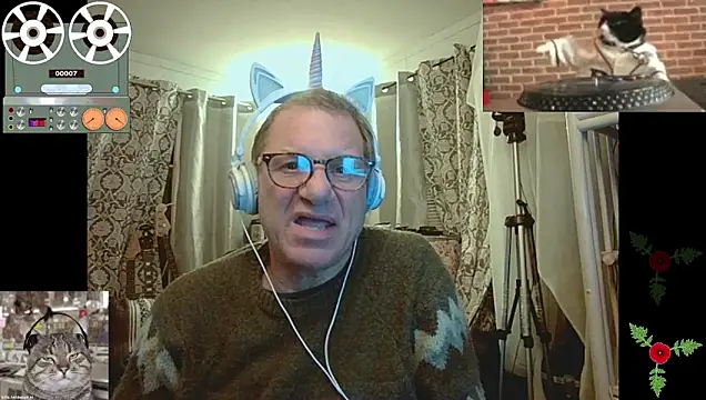 Snapshot of coryassman chatting on April 25, 7:55 am coryassman online show from April 25, 7:55 am