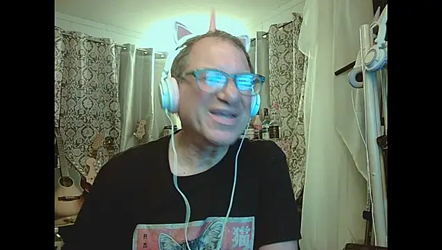Snapshot of coryassman chatting on June 27, 8:20 am coryassman online show from June 27, 8:20 am