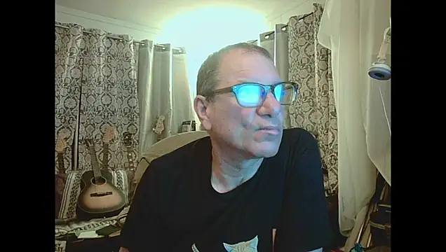 Snapshot of coryassman chatting on June 7, 5:01 am coryassman online show from June 7, 5:01 am