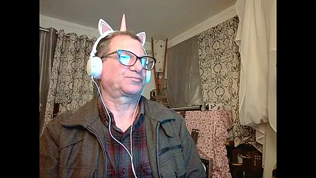Snapshot of coryassman chatting on February 8, 7:48 am coryassman online show from February 8, 7:48 am