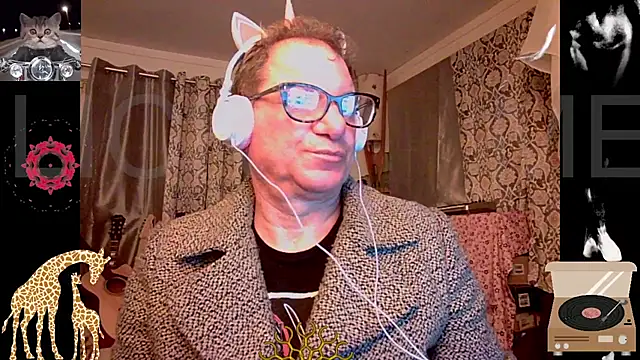 Snapshot of coryassman chatting on February 25, 10:59 am coryassman online show from February 25, 10:59 am
