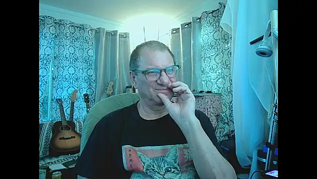 Snapshot of coryassman chatting on June 11, 12:32 am coryassman online show from June 11, 12:32 am