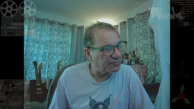 Snapshot of coryassman chatting on July 7, 9:18 pm coryassman online show from July 7, 9:18 pm