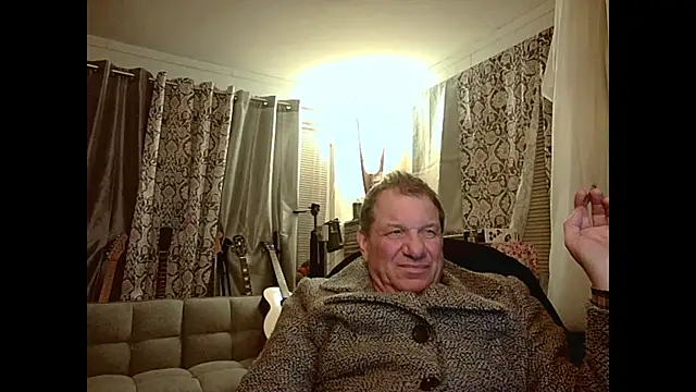 Snapshot of coryassman chatting on February 2, 8:13 am coryassman online show from February 2, 8:13 am