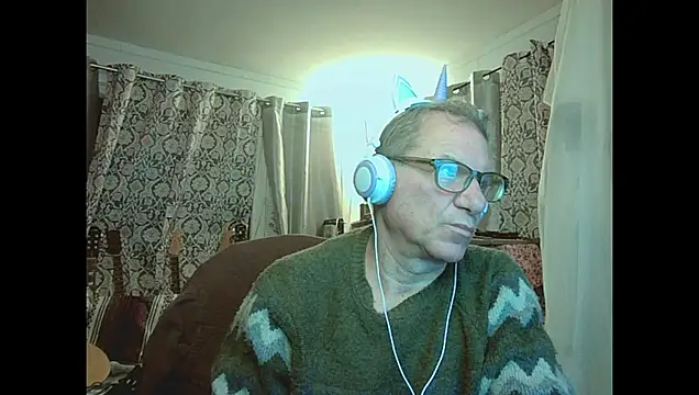 coryassman online show from April 13, 11:03 am