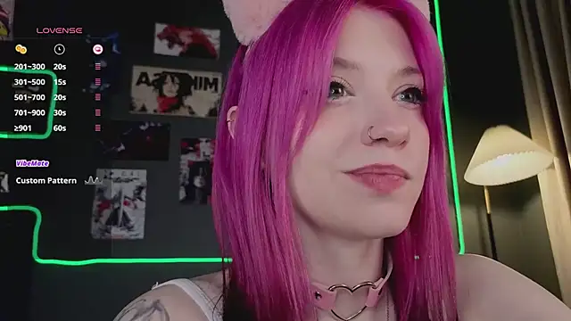 arielabradberry online show from June 2, 2:17 pm