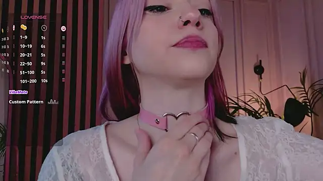 arielabradberry online show from May 8, 11:36 am