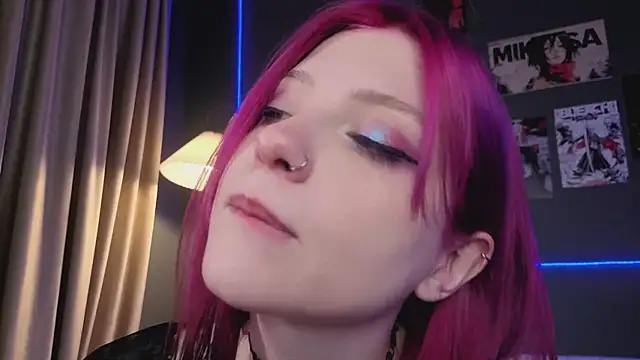 arielabradberry online show from April 5, 2:02 pm