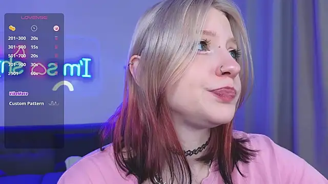 arielabradberry online show from March 15, 2:13 pm