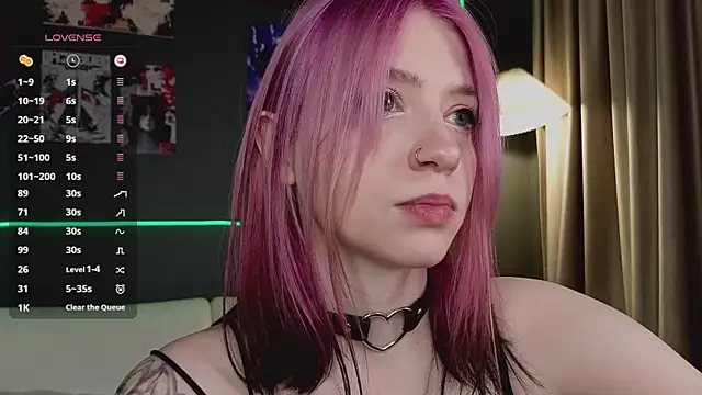 arielabradberry online show from April 23, 2:19 pm