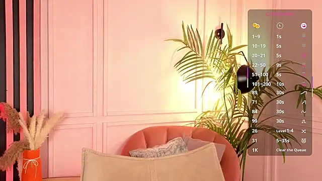 Snapshot of arielabradberry chatting on November 7, 10:31 am arielabradberry online show from November 7, 10:31 am