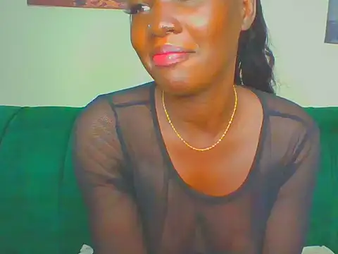 cutesmiling online show from March 8, 7:11 am