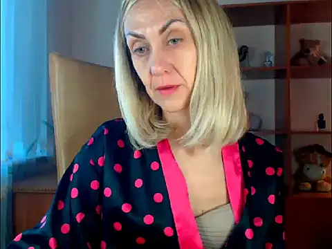 Tanya6547 online show from October 15, 10:01 am